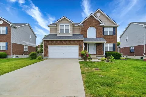 8332 Misty Shore Dr, West Chester, OH 45069