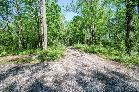 5236 Springfield Xenia Rd, Green Twp, OH 45506 photo 6