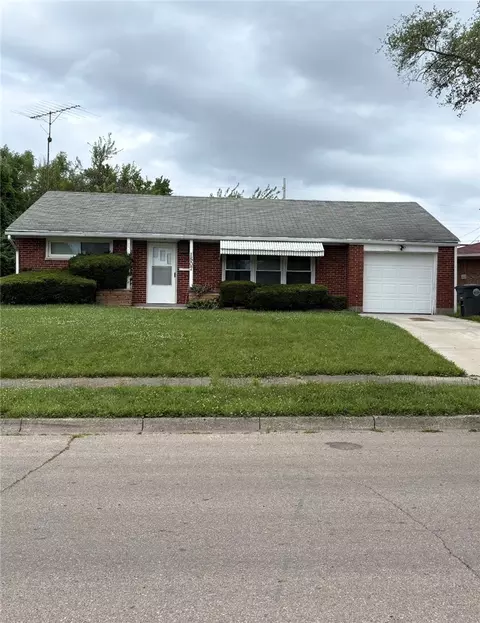1507 Academy Pl, Dayton, OH 45406