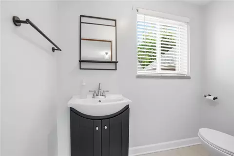 Bath - 327 Ardmore Rd, Springfield, OH 45504 photo 1 of 4