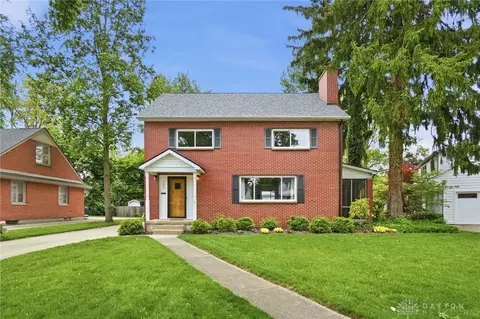 Exterior - 327 Ardmore Rd, Springfield, OH 45504 photo 3 of 12