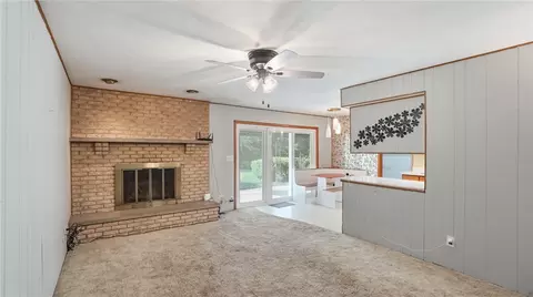 Living - 6030 Cobbleskill Ct, Centerville, OH 45459 photo 5 of 8