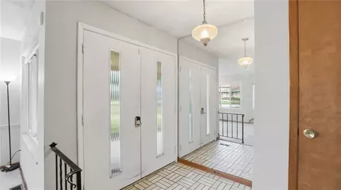 Entry Way - 6030 Cobbleskill Ct, Centerville, OH 45459 photo 1 of 1