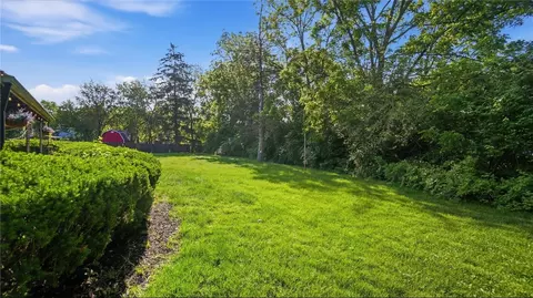 Exterior - 6030 Cobbleskill Ct, Centerville, OH 45459 photo 10 of 12