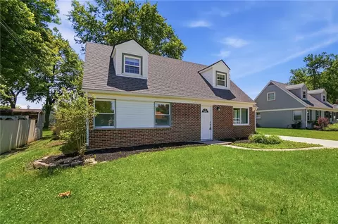 Exterior - 976 Kenosha Rd, Kettering, OH 45429 photo 3 of 7