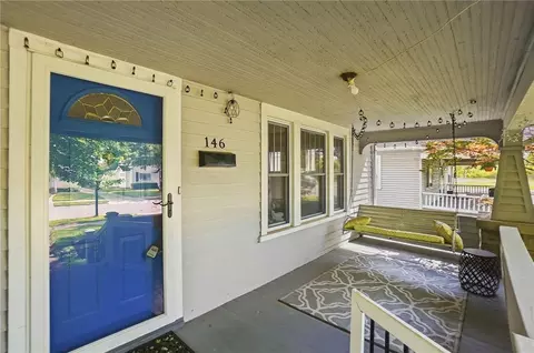 Exterior - 146 N Kensington Pl, Springfield, OH 45504 photo 4 of 9