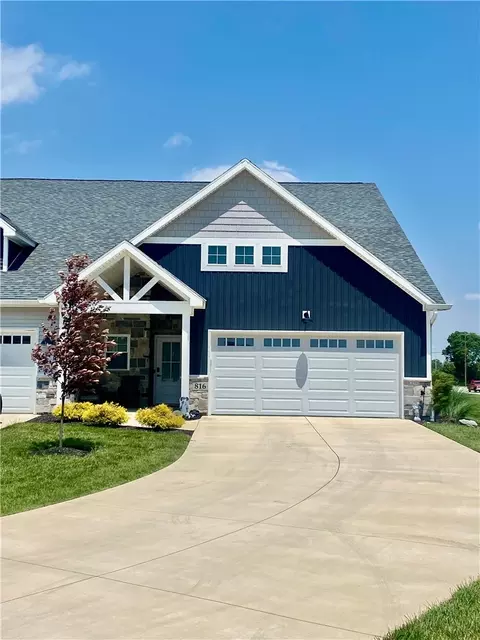 816 Brookwood Cir, Tipp City, OH 45371