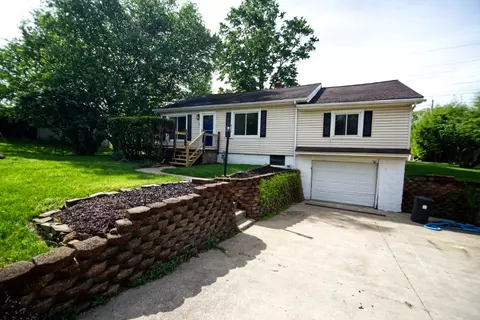 906 Duke Ave, Mansfield, OH 44905