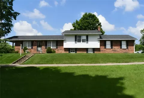 7915 W Greenbush Rd, Somerville, OH 45064