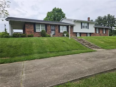 7915 W Greenbush Rd, Somerville, OH 45064