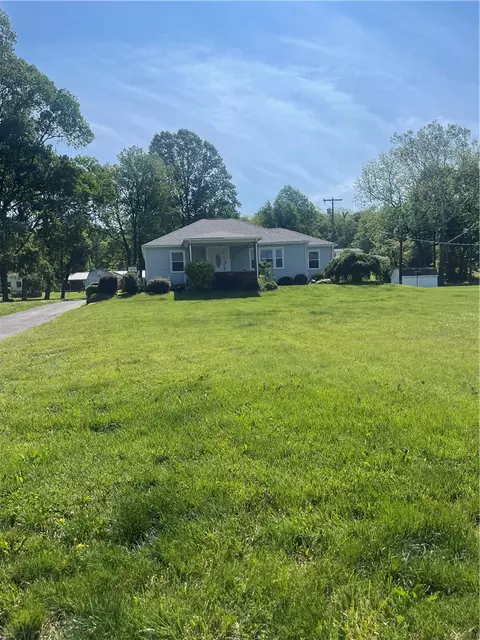 421 S Spring St, New Paris, OH 45347