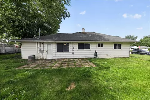 Exterior - 840 Brookfield Rd, Kettering, OH 45429 photo 5 of 6