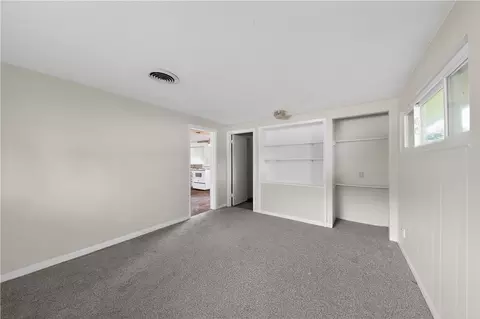 Living - 840 Brookfield Rd, Kettering, OH 45429 photo 3 of 3