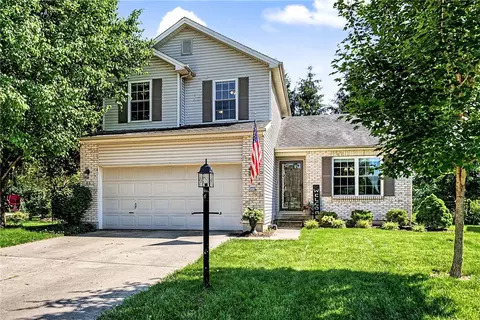 83 S Glen Oak Dr, Springboro, OH 45066