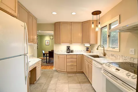 4617 Hastings Dr, Kettering, OH 45440 photo 9