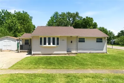 1556 Larchwood Dr, Dayton, OH 45432