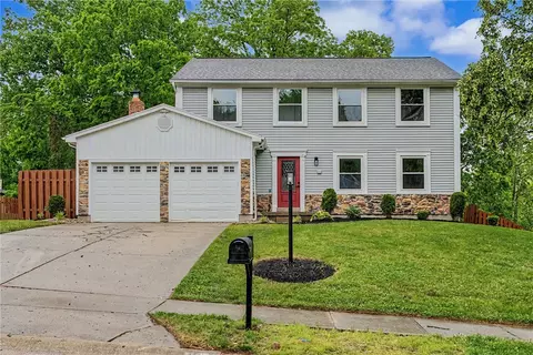 15 Jacamar Ct, Springboro, OH 45066