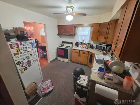 Kitchen - 342 Springbrook Blvd, Dayton, OH 45405 photo 2 of 2
