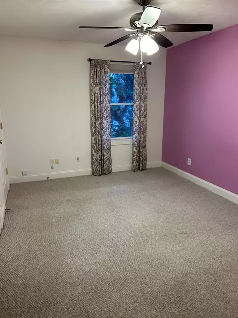 Bedroom - 505 Ridgeview Ct, Springfield, OH 45504 photo 1 of 4