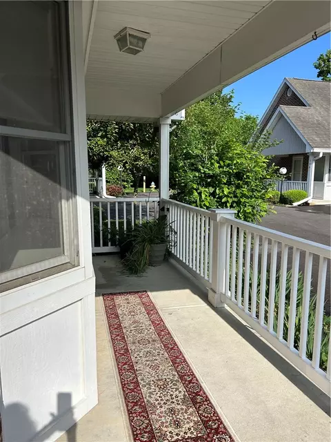 Exterior - 505 Ridgeview Ct, Springfield, OH 45504 photo 3 of 3