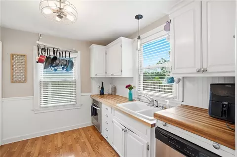 Kitchen - 1473 Doddington Rd, Kettering, OH 45409 photo 1 of 4