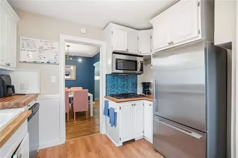 Kitchen - 1473 Doddington Rd, Kettering, OH 45409 photo 3 of 4