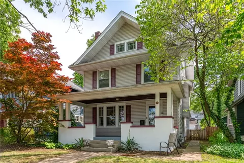468 Irving Ave, Oakwood, OH 45409