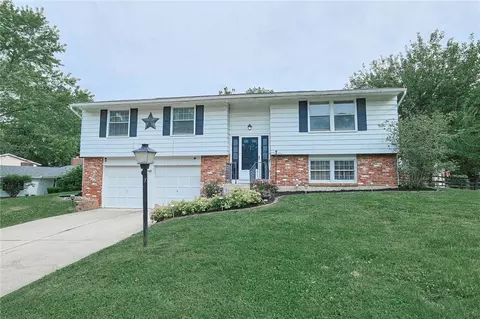 4995 Sweet Leaf Dr, Dayton, OH 45424