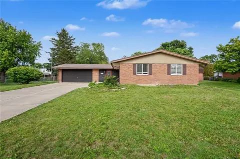 478 Coronado Dr, Fairborn, OH 45324