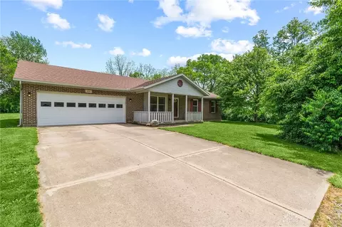 214 N Lincoln St, Christiansburg, OH 45389
