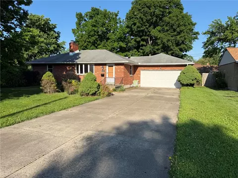 403 Cedar St, West Carrollton, OH 45449
