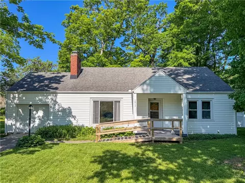 1813 Shady Ln, Dayton, OH 45432