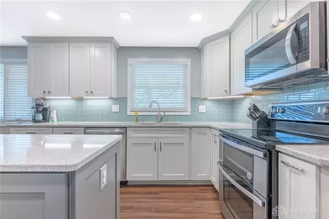 Kitchen - 152 Blackstone Dr, Centerville, OH 45459 photo 6 of 6