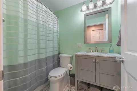 Bath - 152 Blackstone Dr, Centerville, OH 45459 photo 1 of 2