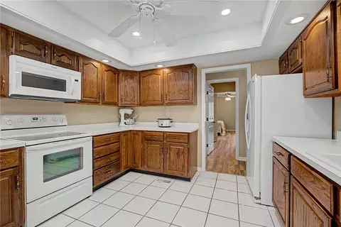 Kitchen - 7053 Fallen Oak, Centerville, OH 45459 photo 3 of 3