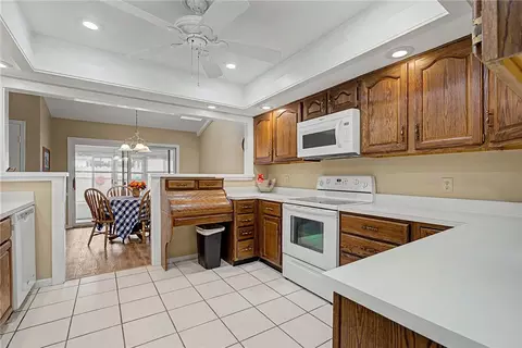 Kitchen - 7053 Fallen Oak, Centerville, OH 45459 photo 1 of 3