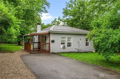 384 Howard St, Wilmington, OH 45177