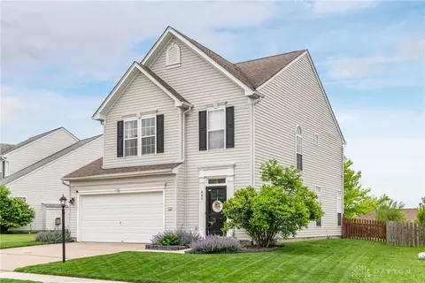 440 Mcdaniels Ln, Springboro, OH 45066