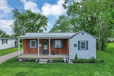 69 Hulse St, Sabina, OH 45169