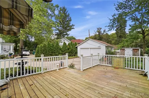 Exterior - 1824 Crescent Dr, Springfield, OH 45504 photo 12 of 21