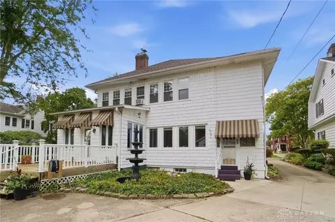 Exterior - 1824 Crescent Dr, Springfield, OH 45504 photo 7 of 21