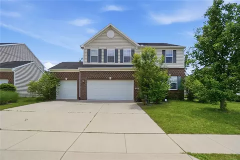 102 Waterford Blvd, Fairborn, OH 45324