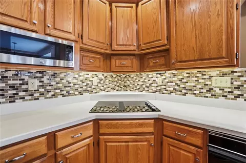 Kitchen - 2178 Baldwin Dr, Centerville, OH 45459 photo 4 of 8
