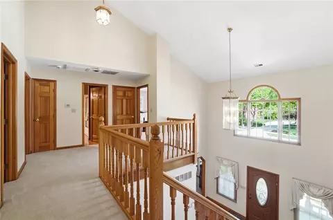 Entry Way - 2178 Baldwin Dr, Centerville, OH 45459 photo 6 of 7