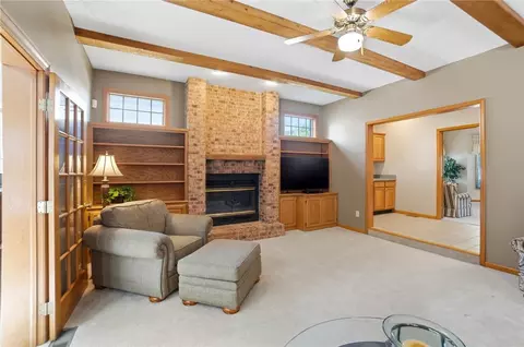 Living - 2178 Baldwin Dr, Centerville, OH 45459 photo 3 of 5