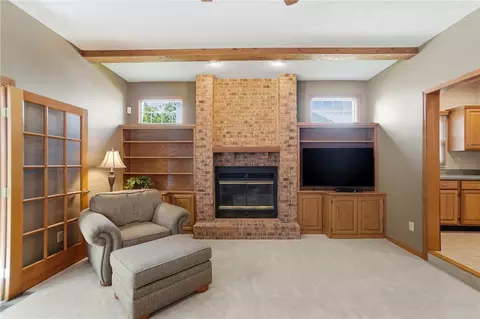 Living - 2178 Baldwin Dr, Centerville, OH 45459 photo 2 of 5