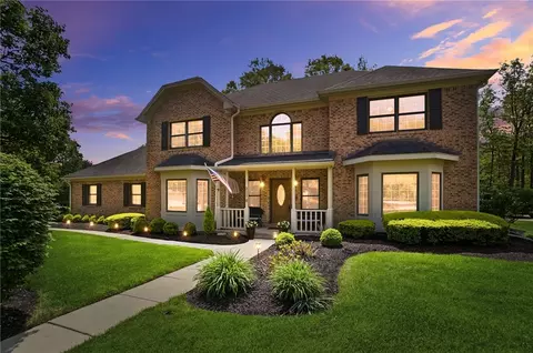 2178 Baldwin Dr, Centerville, OH 45459