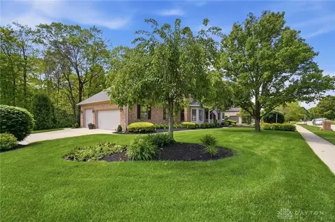 Exterior - 2178 Baldwin Dr, Centerville, OH 45459 photo 3 of 19