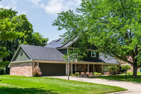 233 Bramblebush Trl, Dayton, OH 45440