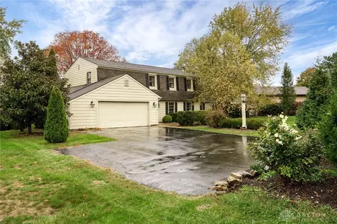 Exterior - 811 W Spring Valley Pike, Centerville, OH 45458 photo 1 of 8